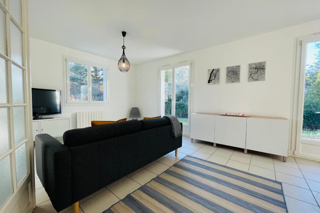 ז'ואה-לה-טור The House Of The Green Way A Charming Pied-A-Terre For Your Walks In Toura מראה חיצוני תמונה